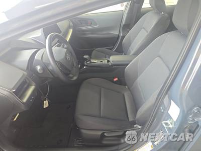 2026 Toyota Prius LE - zdjęcie 7 z 26 - miniatura