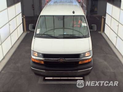 2025 Chevrolet Express 3500 Passenger Van LT 1LT 155.1" WB - zdjęcie 2 z 25 - miniatura