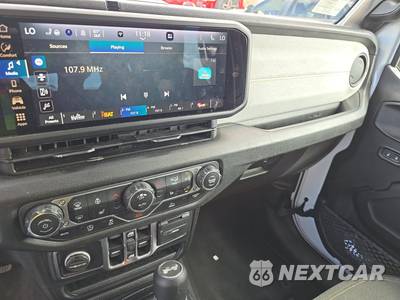 2025 Jeep Wrangler 4 Door Sport S - zdjęcie 11 z 28 - miniatura