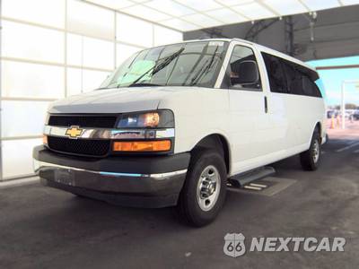 2025 Chevrolet Express 3500 Passenger Van LT 1LT 155.1" WB