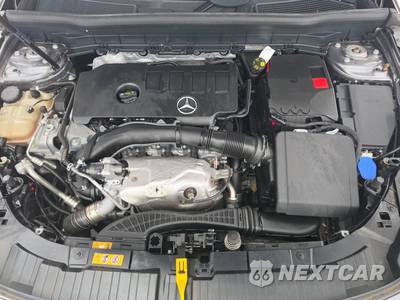 2021 Mercedes-Benz GLB 250 4MATIC - zdjęcie 15 z 34 - miniatura