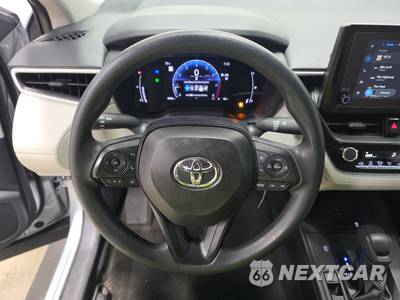 2026 Toyota Corolla Cross L - zdjęcie 10 z 18 - miniatura