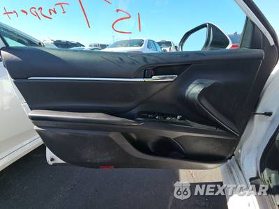 2022 Toyota Camry Hybrid SE - zdjęcie 9 z 48 - miniatura