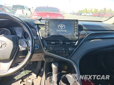 2022 Toyota Camry Hybrid SE - zdjęcie 11 z 48 - miniatura