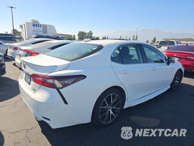 2022 Toyota Camry Hybrid SE - zdjęcie 4 z 48 - miniatura