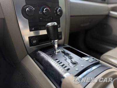2010 Jeep Grand Cherokee Laredo - zdjęcie 16 z 47 - miniatura