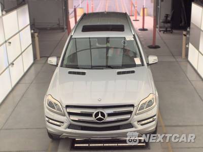 2013 Mercedes-Benz GL 450 4MATIC - zdjęcie 2 z 33 - miniatura