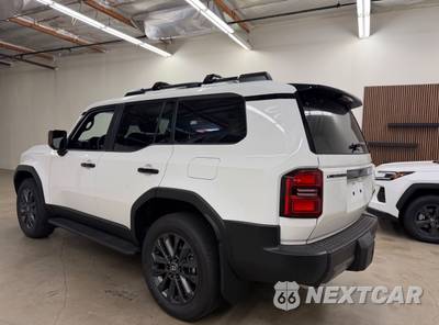 2027 Toyota Land Cruiser - zdjęcie 4 z 24 - miniatura