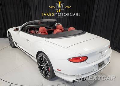 2020 Bentley Continental GTC V8 - zdjęcie 7 z 50 - miniatura