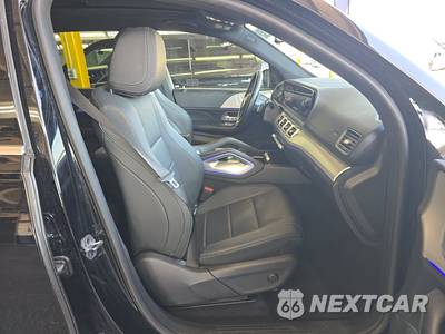 2025 Mercedes-Benz GLS 450 4MATIC - zdjęcie 14 z 47 - miniatura