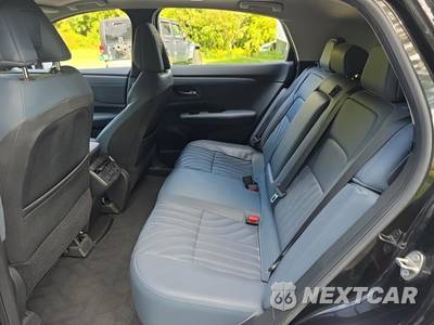 2024 Nissan Ariya PLATINUM+ e-4ORCE w/20" Wheels - zdjęcie 11 z 32 - miniatura