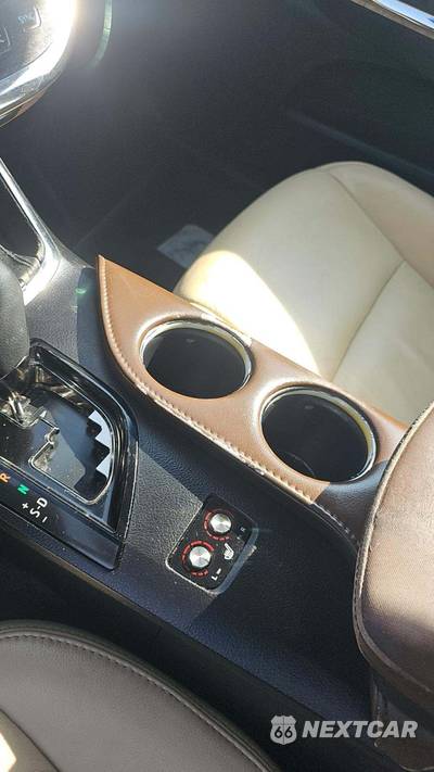 2013 Toyota Avalon XLE - zdjęcie 22 z 36 - miniatura