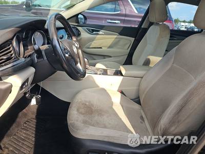 2018 Buick Regal Sportback Preferred Hatchback 1SB - zdjęcie 7 z 26 - miniatura