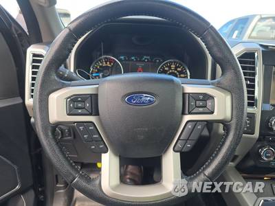 2015 Ford F-150 Lariat Crew Cab Short Bed - zdjęcie 10 z 34 - miniatura