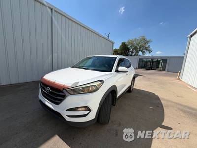 2016 Hyundai Tucson SE w/Beige Interior - zdjęcie 5 z 48 - miniatura