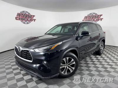 2023 Toyota Highlander XLE - zdjęcie 1 z 50 - miniatura