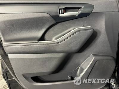 2023 Toyota Highlander XLE - zdjęcie 42 z 50 - miniatura