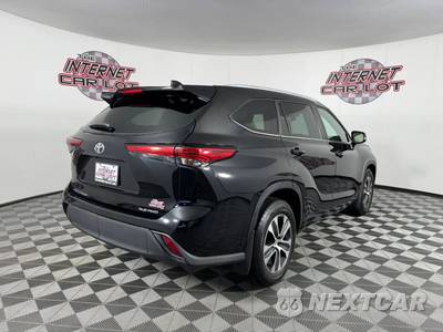 2023 Toyota Highlander XLE - zdjęcie 7 z 50 - miniatura