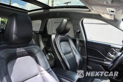 2021 Lincoln Corsair Standard - zdjęcie 12 z 20 - miniatura