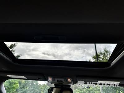 2024 Toyota Sienna XLE 7-Passenger 120.5" WB - zdjęcie 38 z 65 - miniatura