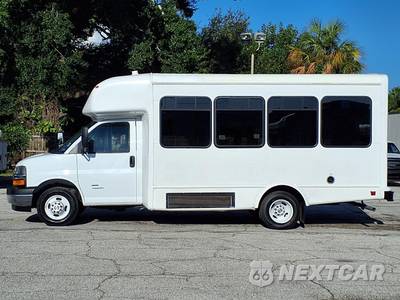 2022 Chevrolet Express 4500 Cutaway 2WT DRW - zdjęcie 6 z 28 - miniatura