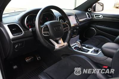 2021 Jeep Grand Cherokee Trackhawk - zdjęcie 4 z 25 - miniatura