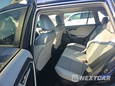 2022 Toyota RAV4 Hybrid Limited - zdjęcie 13 z 22 - miniatura