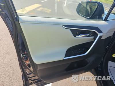 2022 Toyota RAV4 Hybrid Limited - zdjęcie 9 z 22 - miniatura