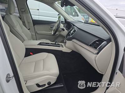 2024 Volvo XC90 B6 Plus Bright Theme 7-Passenger - zdjęcie 8 z 29 - miniatura