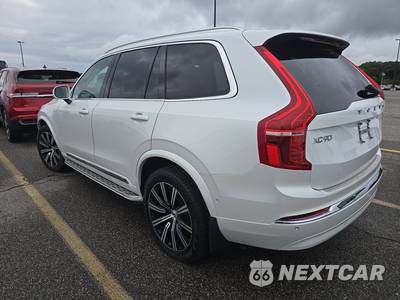 2024 Volvo XC90 B6 Plus Bright Theme 7-Passenger - zdjęcie 6 z 29 - miniatura