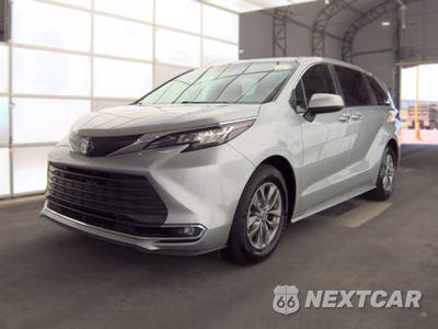 2023 Toyota Sienna XLE 7-Passenger 120.5" WB