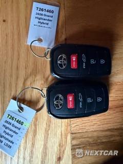 2026 Toyota Grand Highlander Hybrid Nightshade Edition - zdjęcie 40 z 40 - miniatura