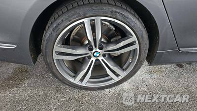2017 BMW 7 Series Sedan 740i xDrive - zdjęcie 35 z 40 - miniatura