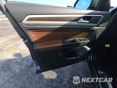 2022 Volkswagen Atlas 2.0T SE w/Technology - zdjęcie 9 z 27 - miniatura