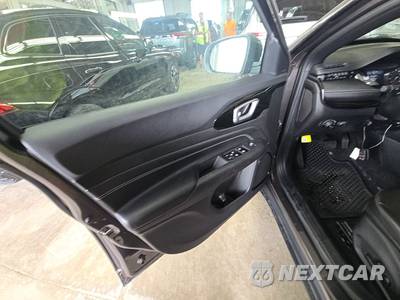 2023 Jeep Compass Altitude - zdjęcie 9 z 22 - miniatura