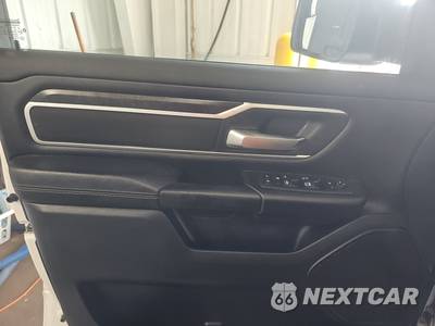 2023 Ram 1500 Big Horn Crew Cab Short Bed - zdjęcie 9 z 25 - miniatura