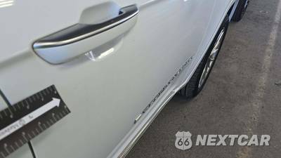 2023 Jeep Grand Cherokee Summit - zdjęcie 20 z 26 - miniatura