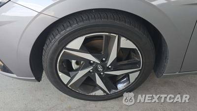 2023 Hyundai Elantra Limited - zdjęcie 24 z 28 - miniatura