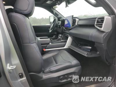 2024 Toyota Sequoia TRD Pro - zdjęcie 14 z 32 - miniatura