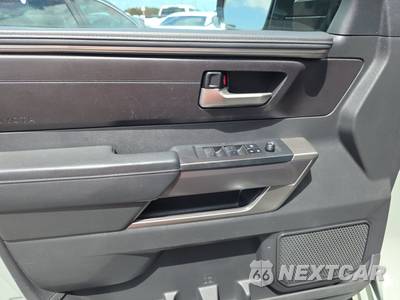 2024 Toyota Tundra SR5 Crew Cab Short Bed - zdjęcie 9 z 35 - miniatura