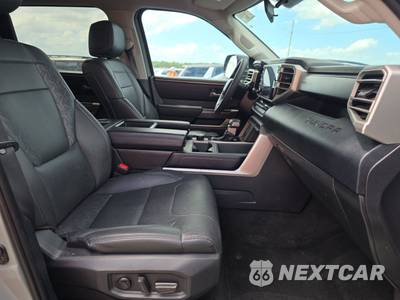 2024 Toyota Tundra SR5 Crew Cab Short Bed - zdjęcie 8 z 35 - miniatura