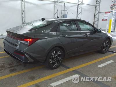 2025 Hyundai Elantra Limited - zdjęcie 4 z 26 - miniatura