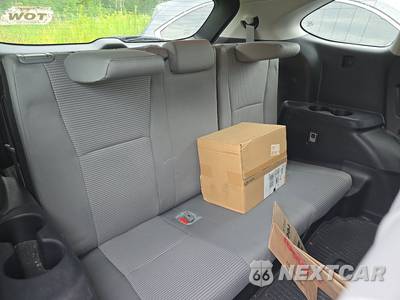 2024 Toyota Highlander Hybrid LE - zdjęcie 14 z 19 - miniatura