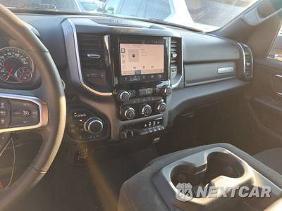 2025 Ram 1500 Big Horn Crew Cab Short Bed - zdjęcie 11 z 23 - miniatura