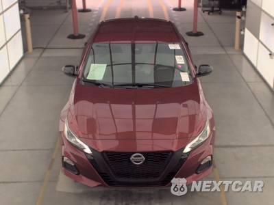 2021 Nissan Altima SR - zdjęcie 2 z 22 - miniatura