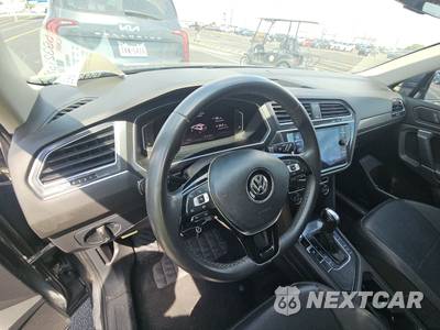 2020 Volkswagen Tiguan SE R-Line Black - zdjęcie 11 z 31 - miniatura
