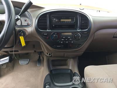 2003 Toyota Sequoia SR5 - zdjęcie 11 z 19 - miniatura