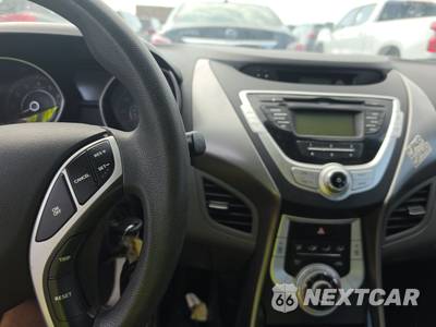 2011 Hyundai Elantra GLS Sedan - zdjęcie 11 z 32 - miniatura