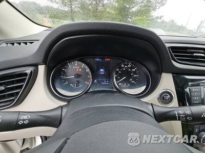 2021 Nissan Rogue Sport SV - zdjęcie 12 z 36 - miniatura