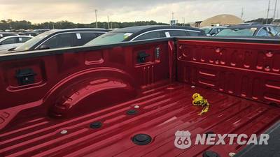 2022 Ford Super Duty F-250 Lariat Crew Cab Medium Bed - zdjęcie 19 z 19 - miniatura